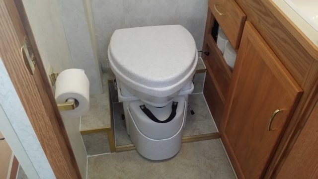 Toilet6-installed